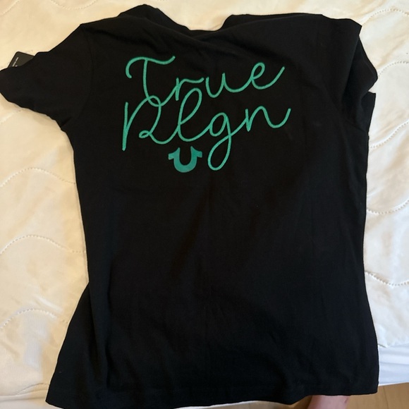 True Religion Black T-Shirt size M - Picture 2 of 3